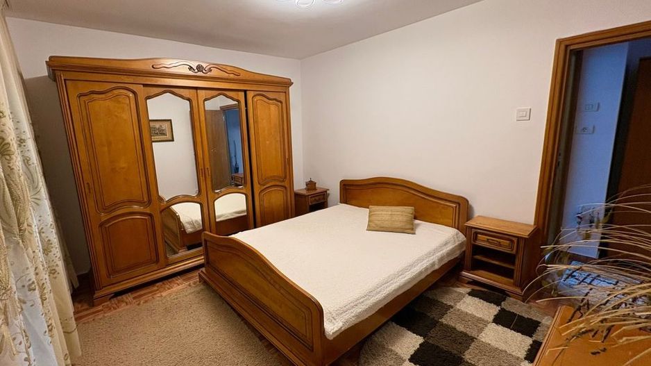 3 camere modern, proaspăt renovat, stradal Calea Vitan - Poză 7