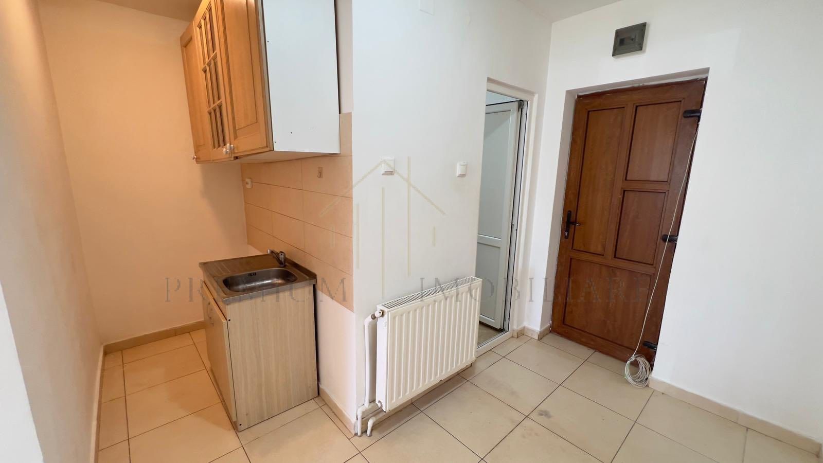 Garsoniera, Spatiu Comercial, Parter - Zona centrala - Poză 5