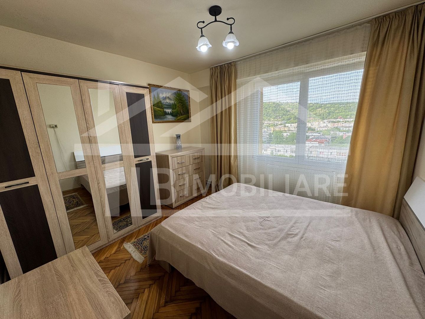 Apartament cu 2 camere, decomandat, 50mp, Zona Fortuna - Poză 2