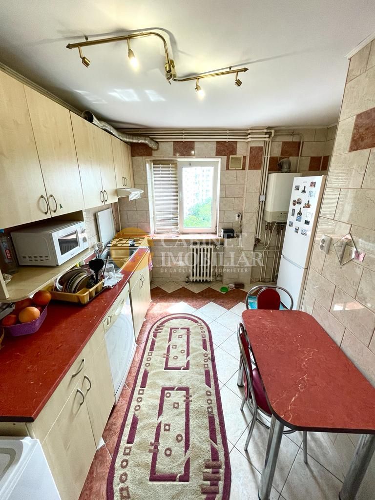 Apartament cu 3 camere - Etaj Intermediar -  Podu Ros 1001 Articole - Poză 8