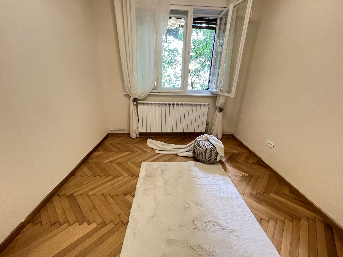 Apartament frumos in zona centrala - Poză 13