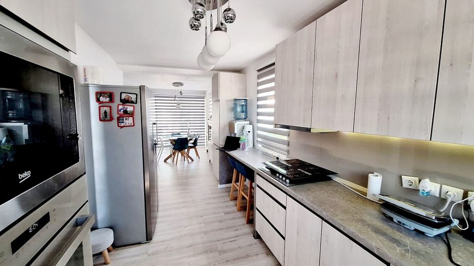 Casă modernă, complet utilată, gata de mutat – Sanandrei - Poză 10