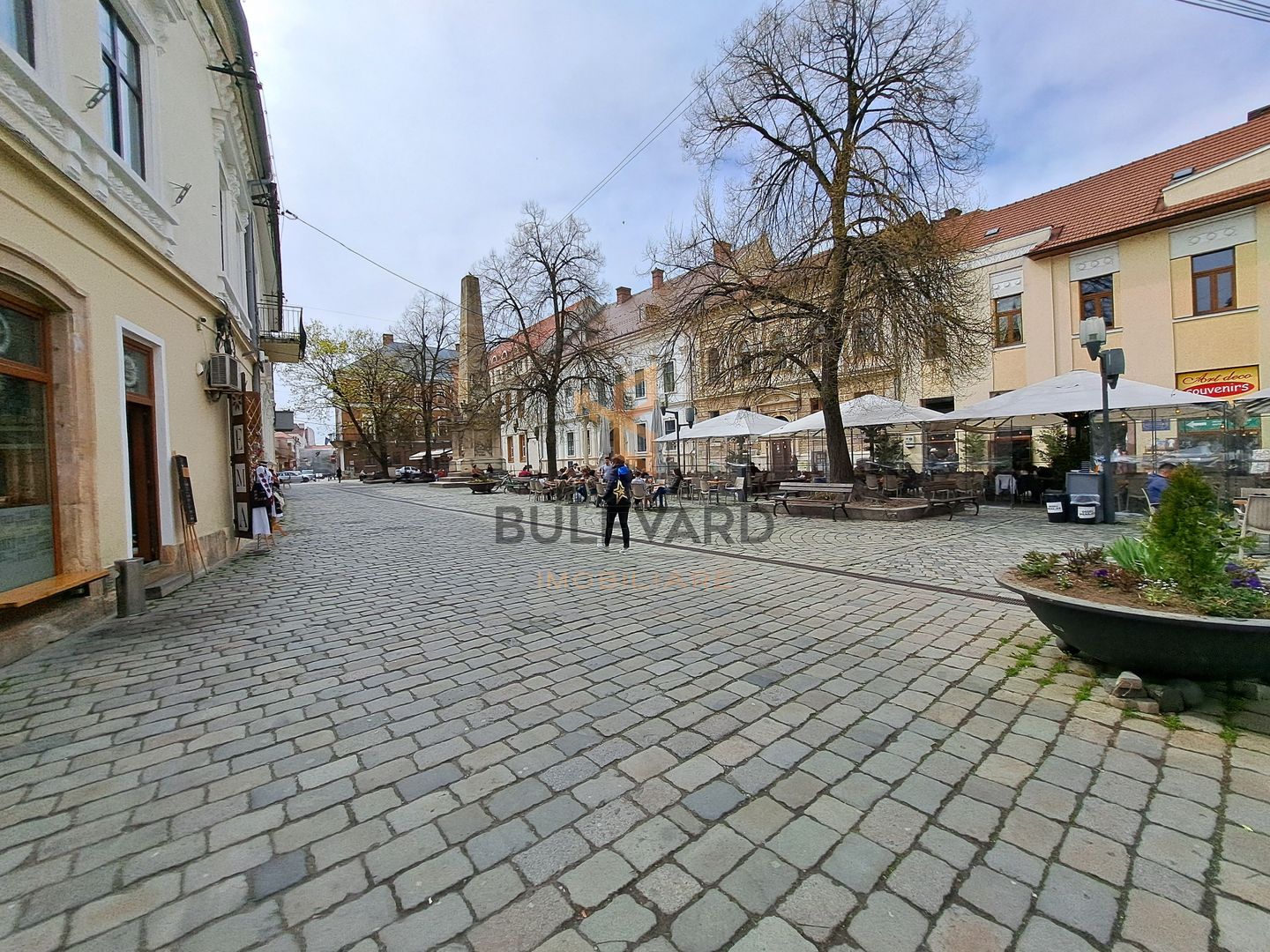 Apartament cu 3 camere, Piata Muzeului! - Poză 1