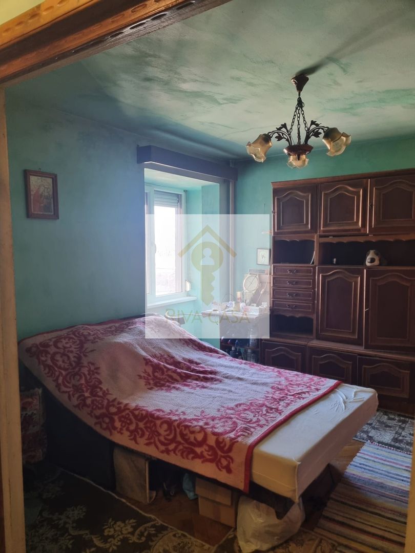 Apartament spațios cu 4 camere, 100 mp utili, triplă orientare. - Poză 2