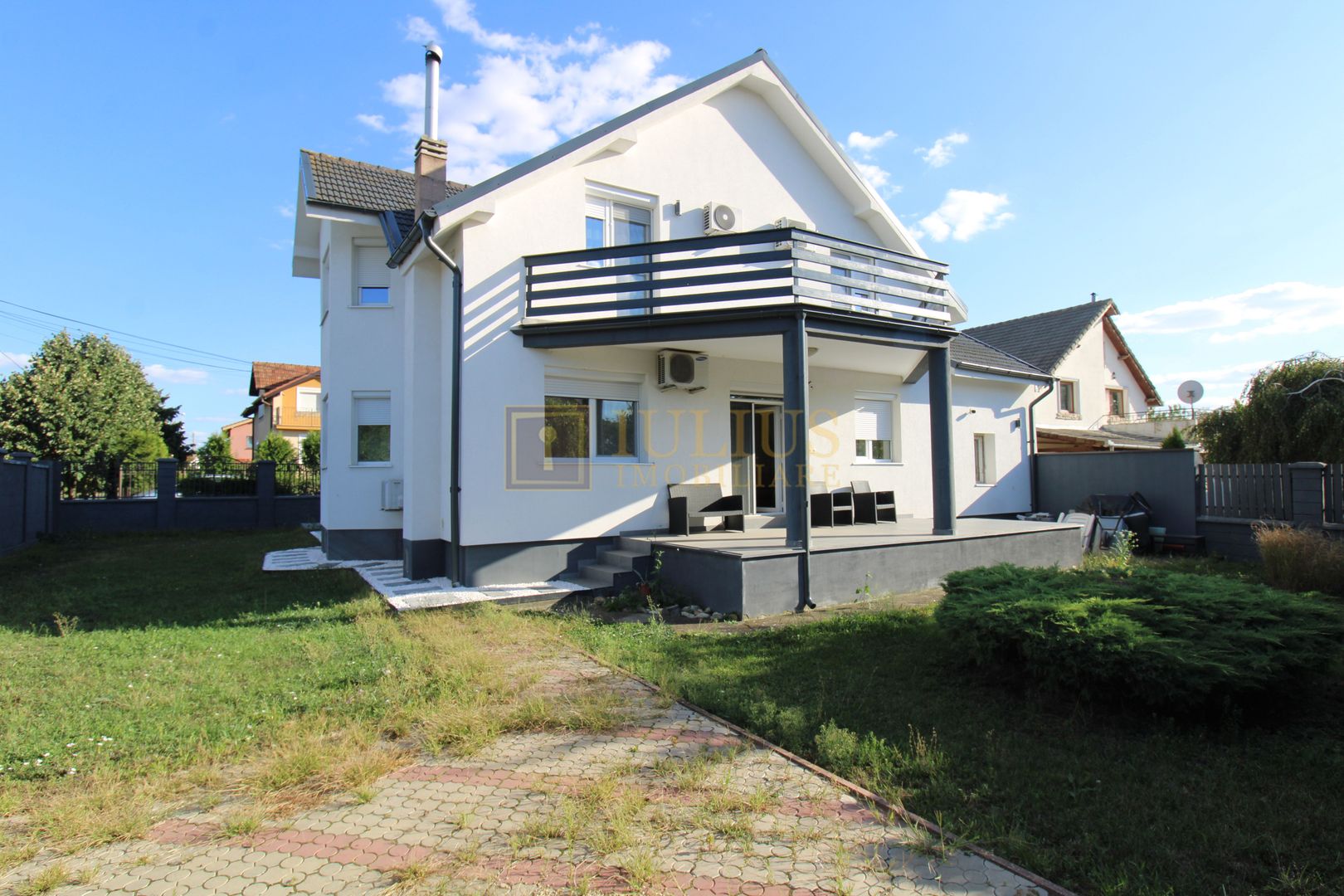 Casa in Blascovici, 5 camere + 3 bai, centrala proprie - Poză 40