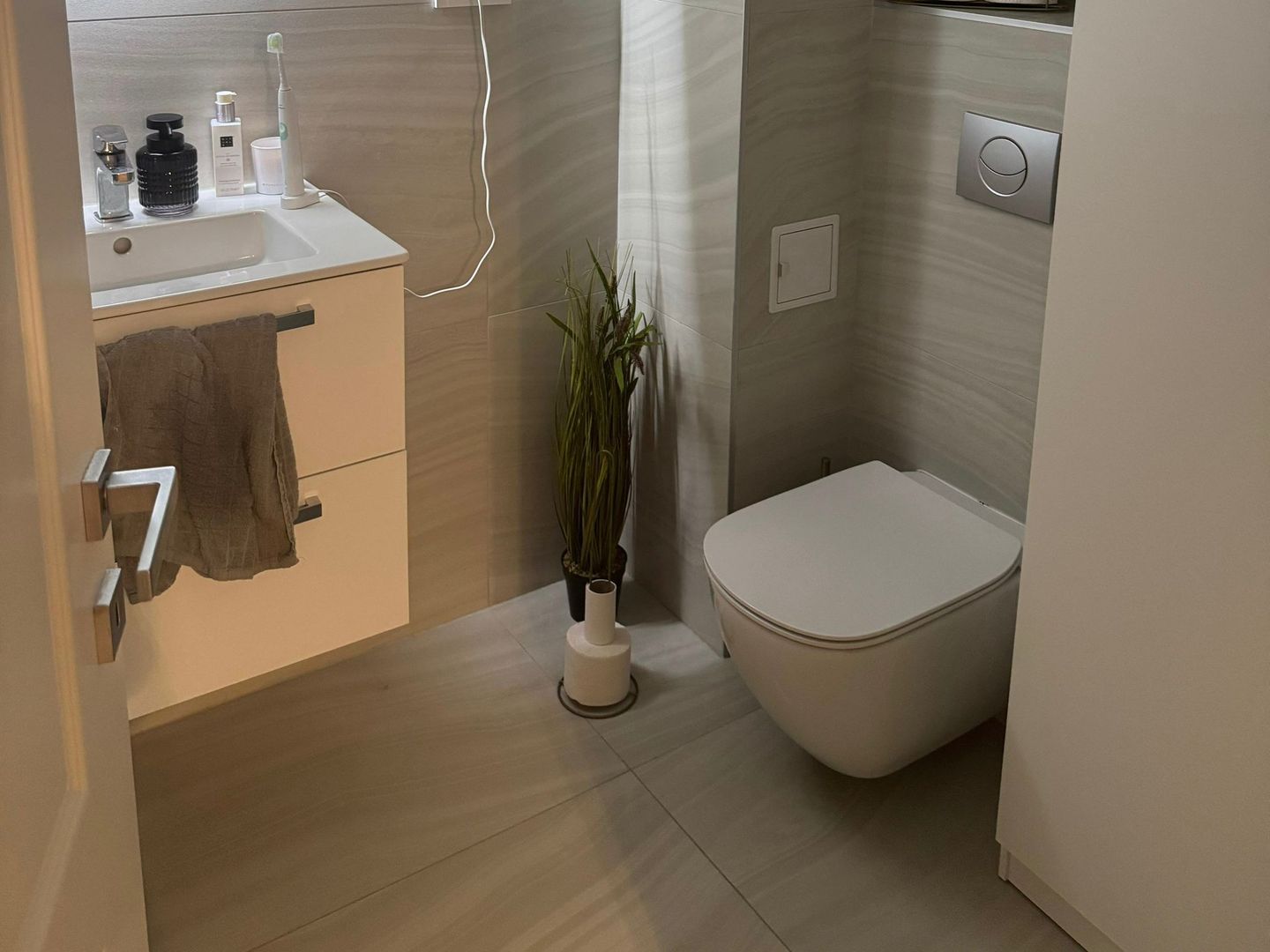 Apartament lux 2 camere Via Pipera - Poză 7