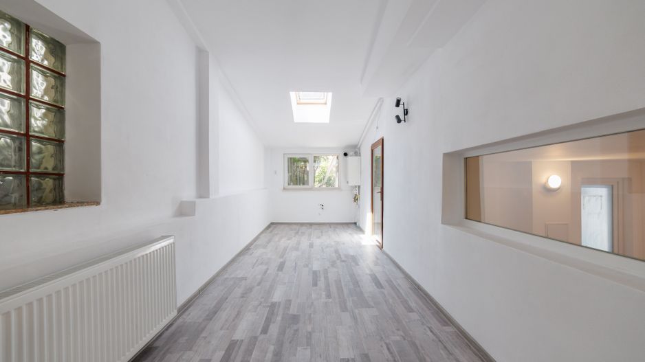 Proprietate multifunctionala | Doua cladiri | 581 mp | Pitesti - Poză 29