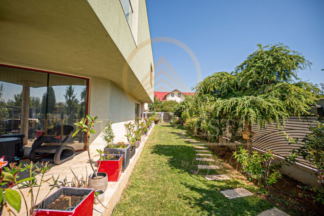 Mamaia Sat - Vila moderna, dotari premium, curte mare, vedere la lac! - Poză 3