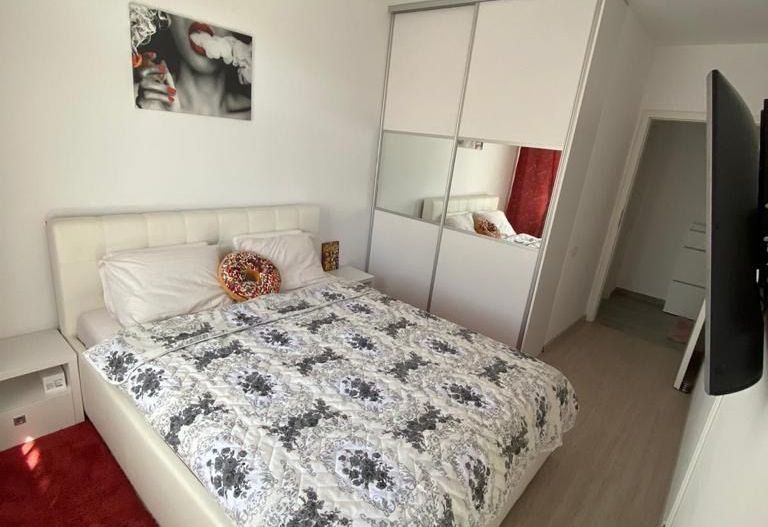 Apartament 3 camere Apărătorii Patriei Viva Residence - Poză 1