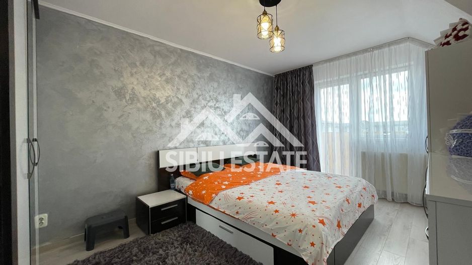 Apartament 3 camere 70 mp.  pod, loc de parcare-Selimbar - Poză 4