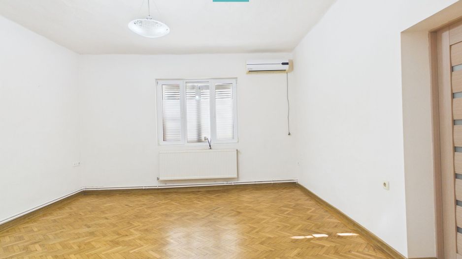 Spațiu Comercial în vilă - Complexul Studențesc - Poză 10