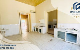De vânzare potențial apartament ultracentral Arad - Poză 7