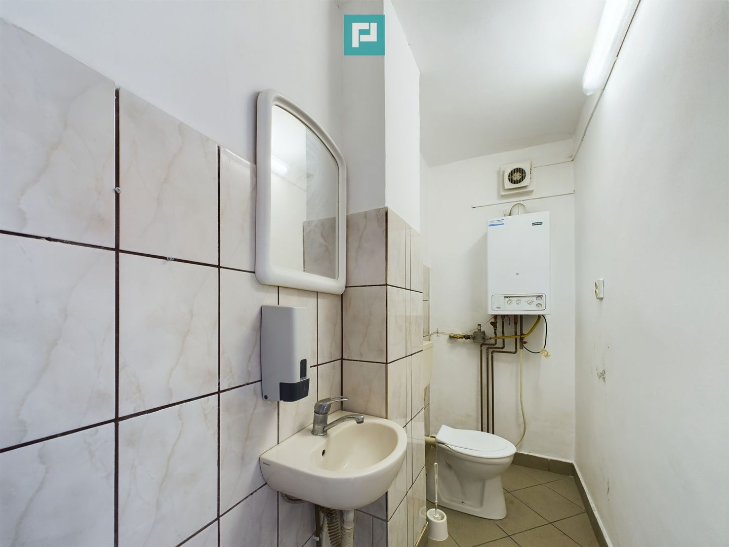 Apartament cu 2 camere parter, complex TM - Poză 3