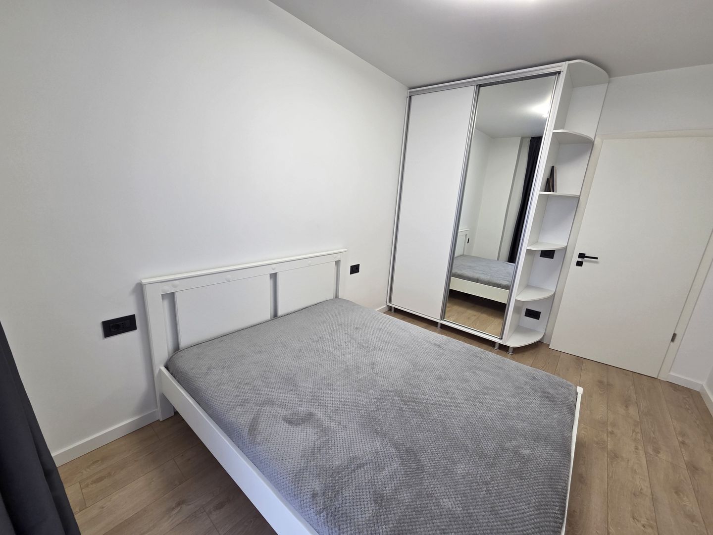 NOU! Apartament 3 camere complet mobilat, finisaje de calitate - Poză 11