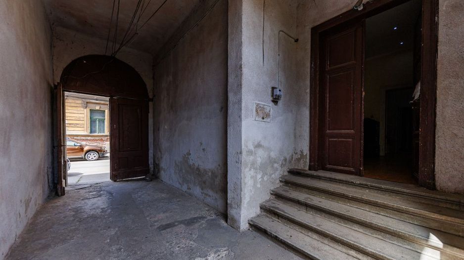 Zona istorică Traian–6 apartamente în imobil cu potențial, 621 mp, 759 mp teren - Poză 3