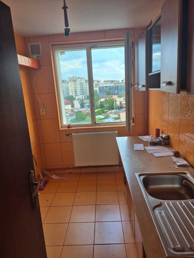 Apartament 3 camere Mihalache, metrou 1 Mai, far risc, vedere panoramică - Poză 1