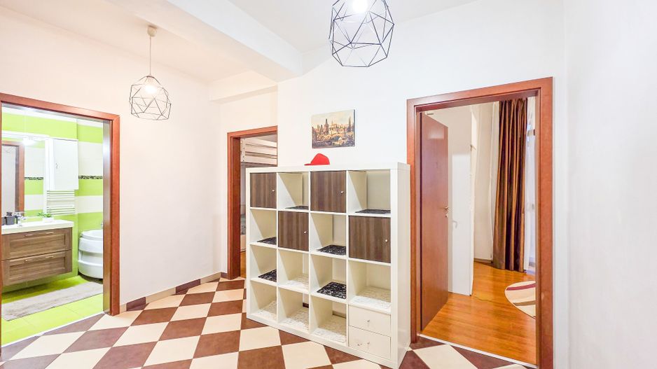 Apartament spațios de 3 camere, 83 mp utili, Prelungirea Ghencea - Poză 12