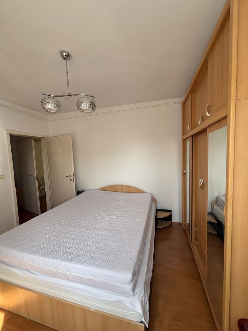 Apartament 3 camere zona Medicina - Poză 16