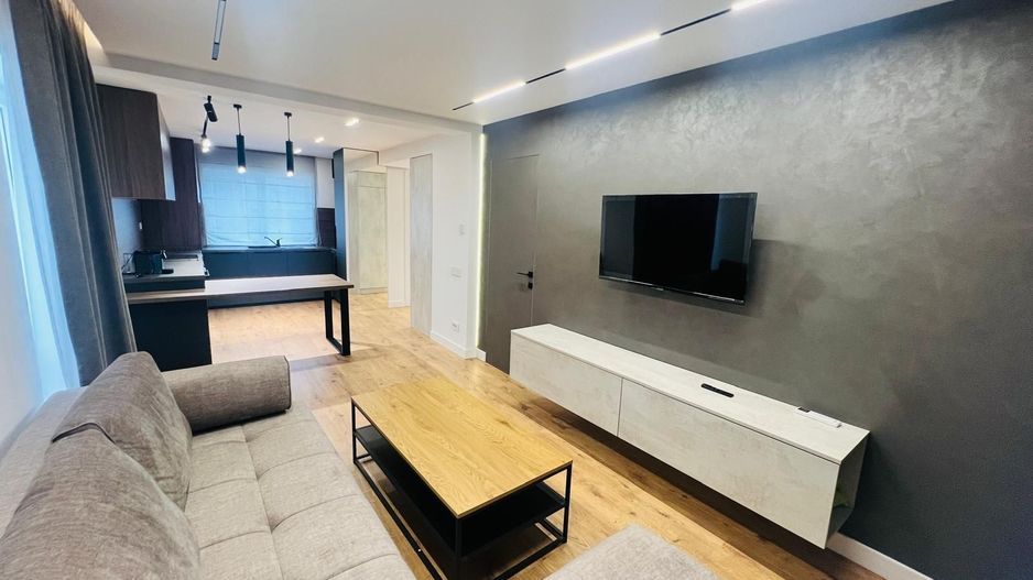 VANZARE  Apartament 2 camere cu gradina in Floresti, zona Sub Cetate - Poză 1