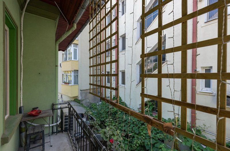 Etaj in vila ideal atelier, cabinet sau locuit, hub, activitati creative - Poză 24