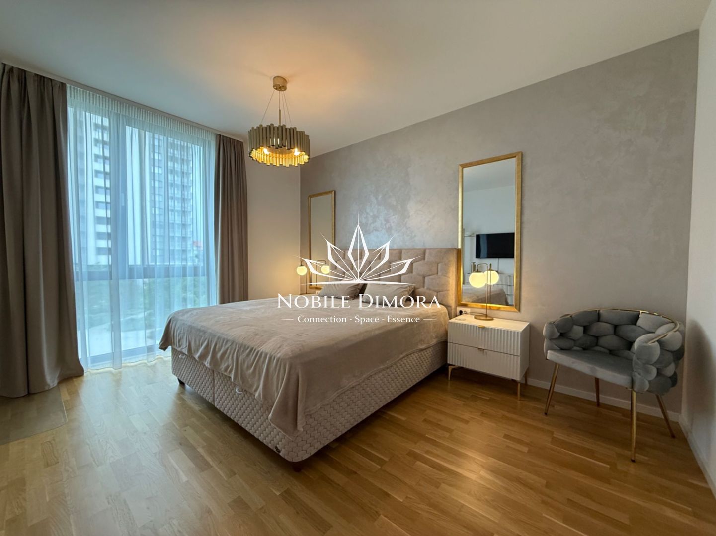ISHO - Apartament cu 4 camere de lux, 2 bai, 2 balcoane, parcare privata - Poză 16