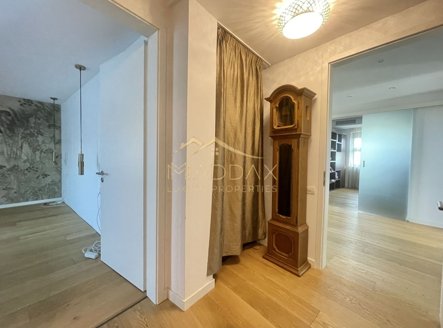 Masterpiece Villa**7 camere**Sauna**Jacuzzi//Dumbrava Vlasiei - Poză 21
