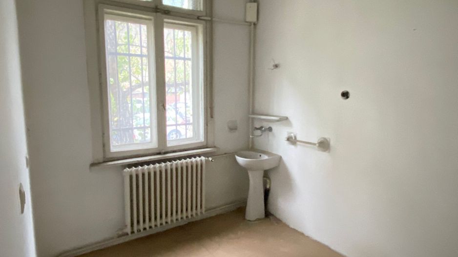 De Vanzare Vila Interbelica, 8-10 Camere, Romana - Zodiac - Poză 14