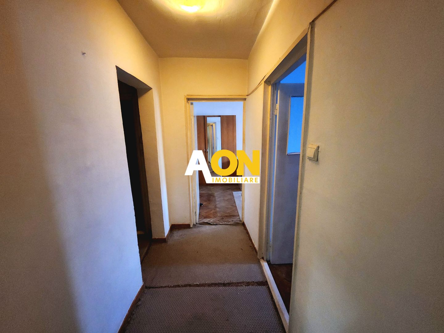 De inchiriat apartament 3 camere, etaj 1, Cetate - Poză 6