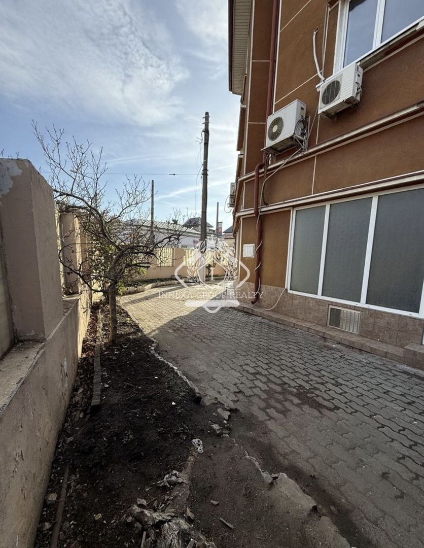 Vila  | Calea Călărași | 12 camere | Curte 450mp | Garaj dublu - Poză 3