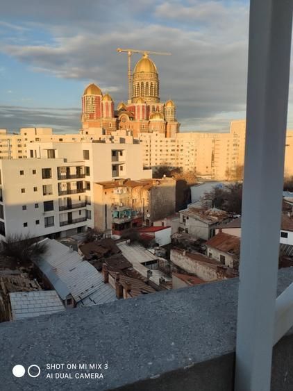 De Inchiriat apartament cu 2 camere Marriott - 13 Septembrie sector 5 - Poză 15