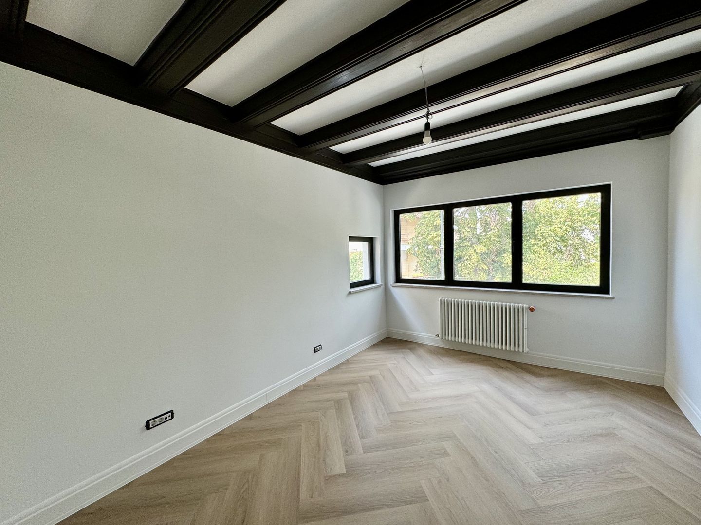 Primaverii vila 650 mp stil arhitectonic neoromanesc - Poză 10