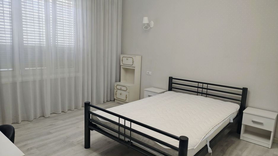 Apartament 3 camere la casa ,ultracentral, 550 E neg. Comision 50% - Poză 6