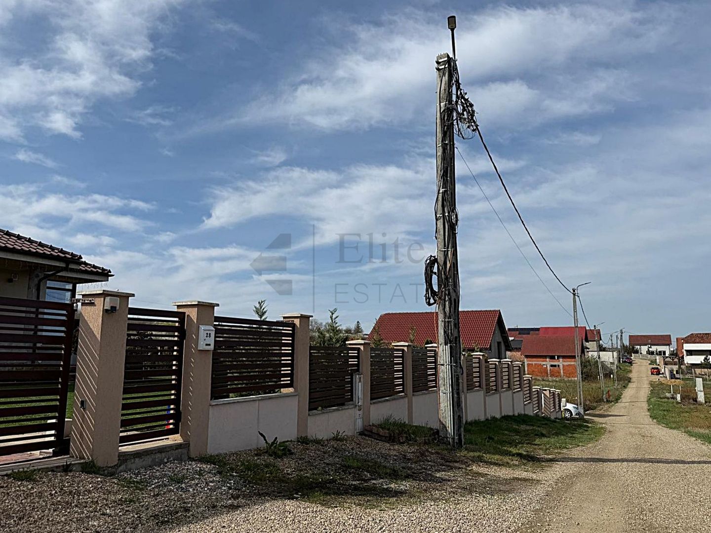 Teren intravilan 700 mp de vanzare in Paleu - Poză 1
