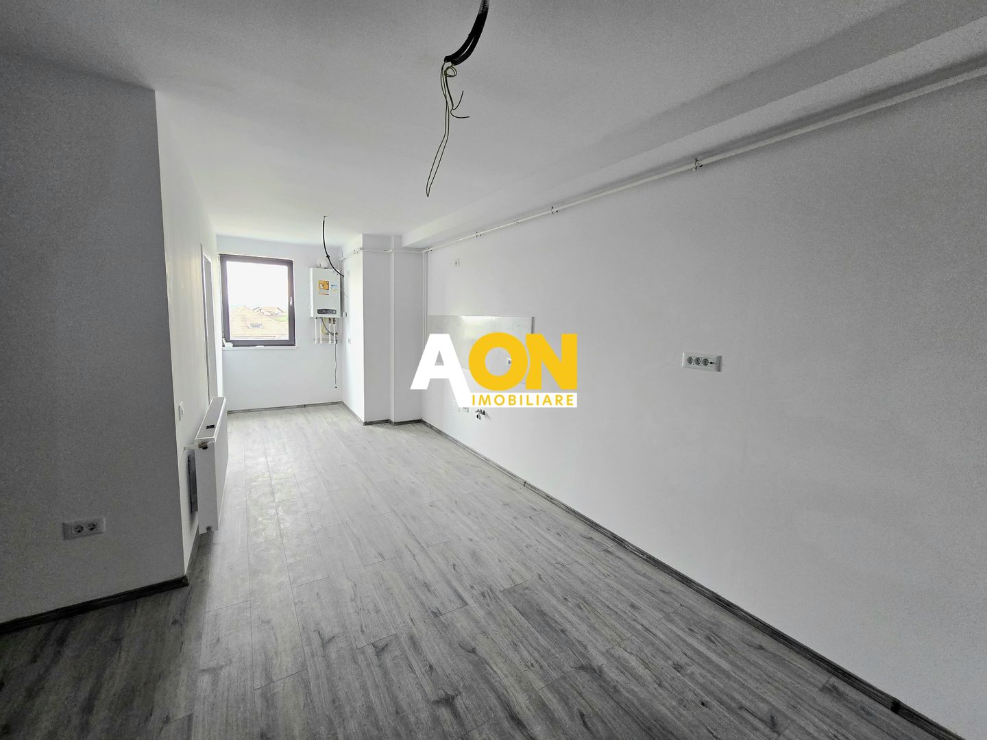 Apartament cu 2 Camere, Bloc Nou, Lift, Zona Cetate - Poză 2