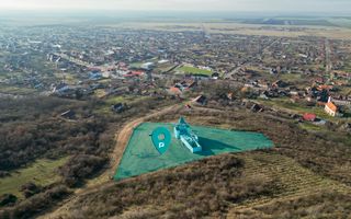 Castel cu vedere panoramică pe dealul Șiriei - Poză 1