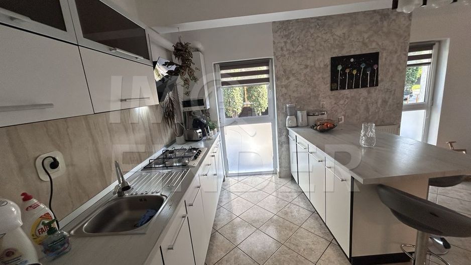 Apartament 3 camere,  Buna Ziua, etaj 1,parcare  cu bariera, 98 mp - Poză 5