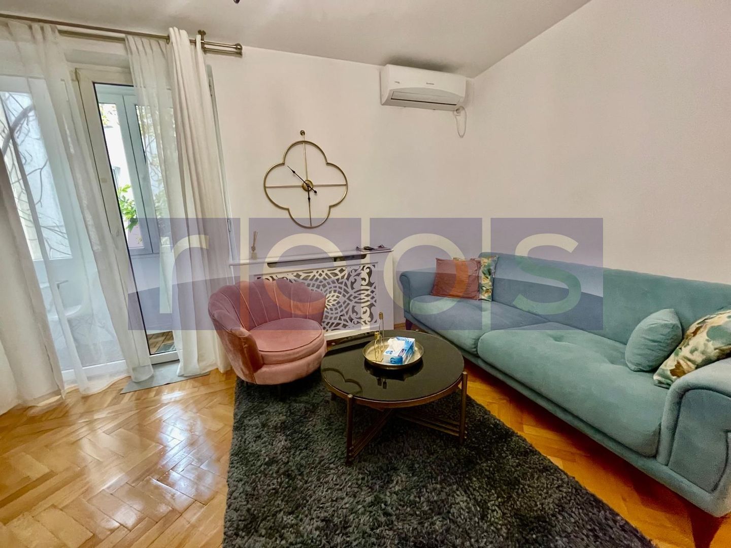 VANZARE APARTAMENT 2 CAMERE METROU PIATA ROMANA ULTRACENTRAL 42MP - Poză 3