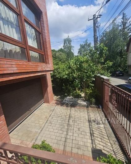Inchiriez casa in cartier Gruia, pretabil locuinta, sediu firma, clinica, etc - Poză 10