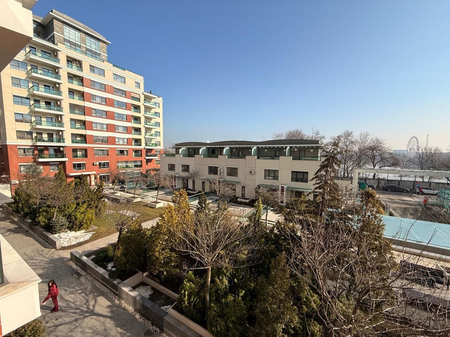 2 camere Emerald Residence | Loc parcare - Poză 1