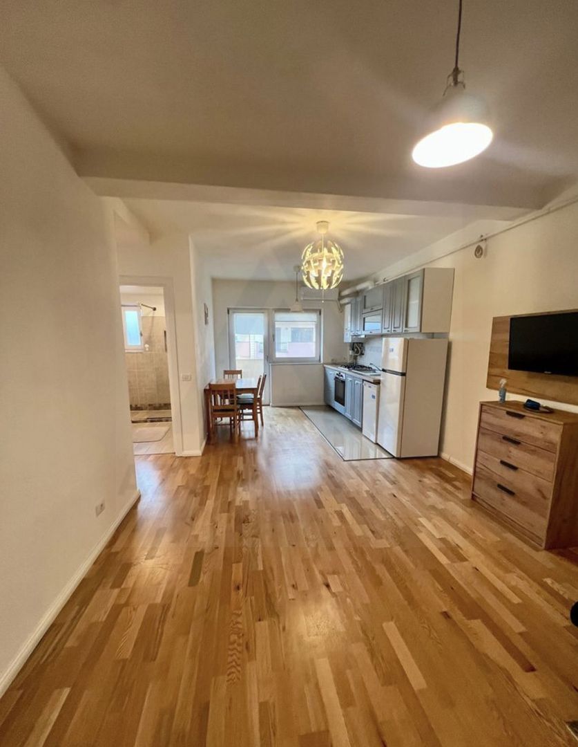 Apartament modern 54 mp utili 2 balcoane si parcare Calea Surii Mici - Poză 5