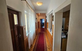 Proprietate unică cu 2 case și garaj, teren 720 mp – zona Terezian - Poză 9