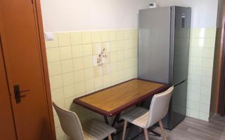 Apartament 3 camere decomandate - etaj intermediar - zona Titulescu - Poză 7