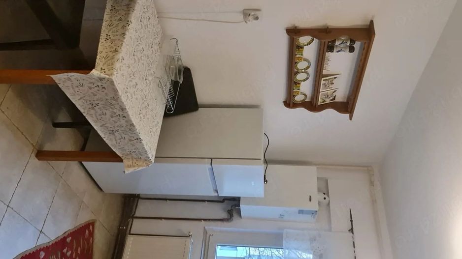 BRASADAS vinde ap 3 cam la etajul 1 pe Careiului. - Poză 6