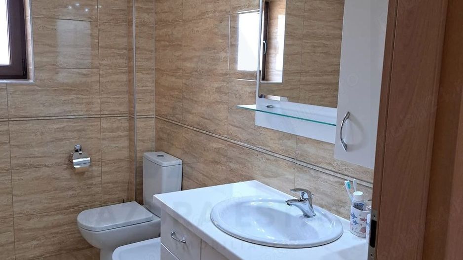 Casă individuală 5 camere cu garaj curte si gradină Șura Mare - Poză 8
