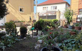 Casa singura in curte ultracentral in Oradea - Poză 18