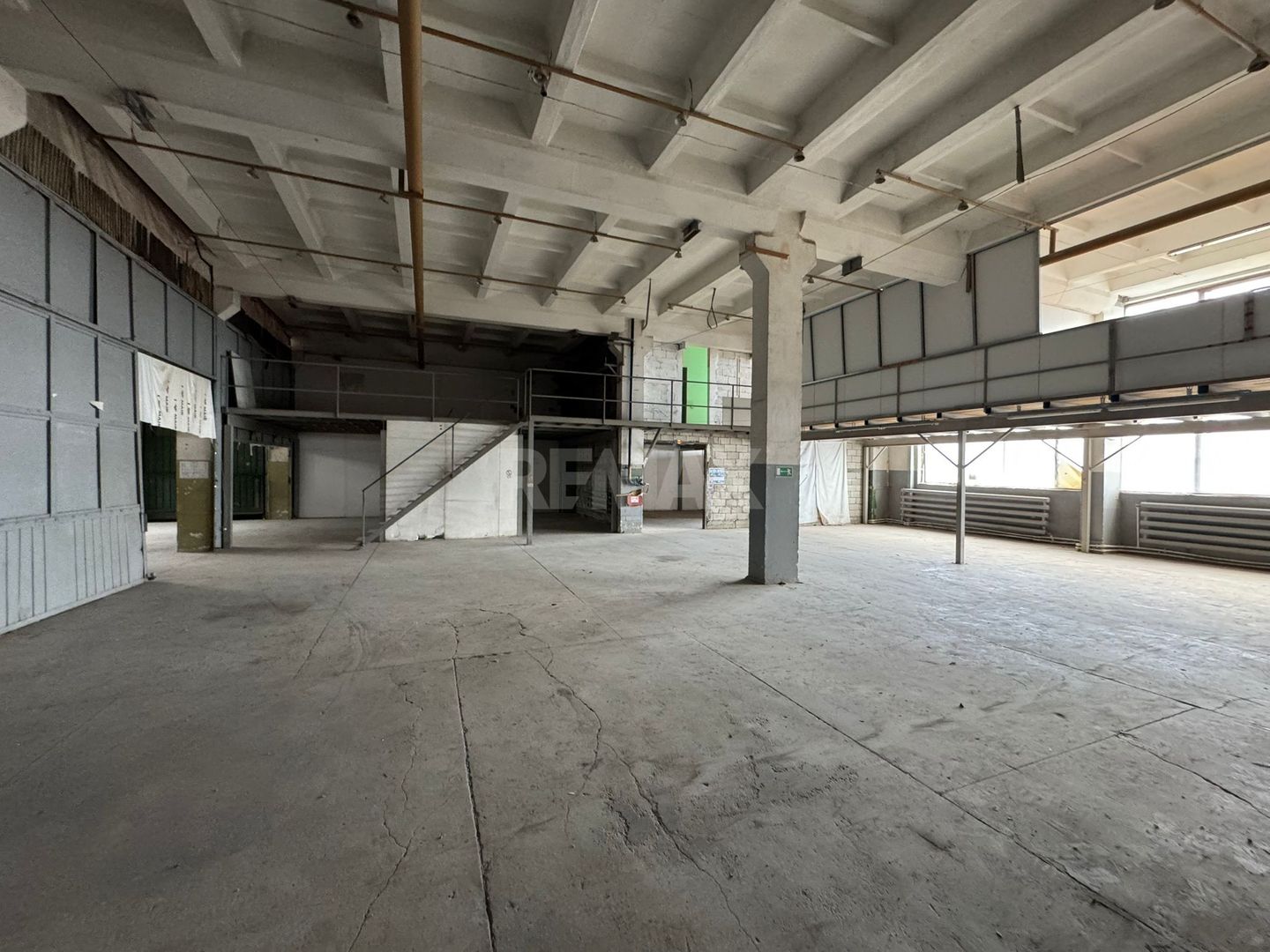 Spațiu comercial versatil în zona centrală - Poză 5