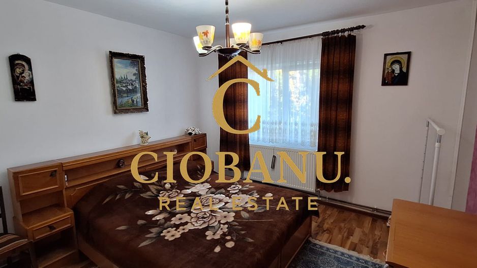 APARTAMENT DE VANZARE ETAJ 2/4 DECOMANDAT ZONA 1 MAI - Poză 3