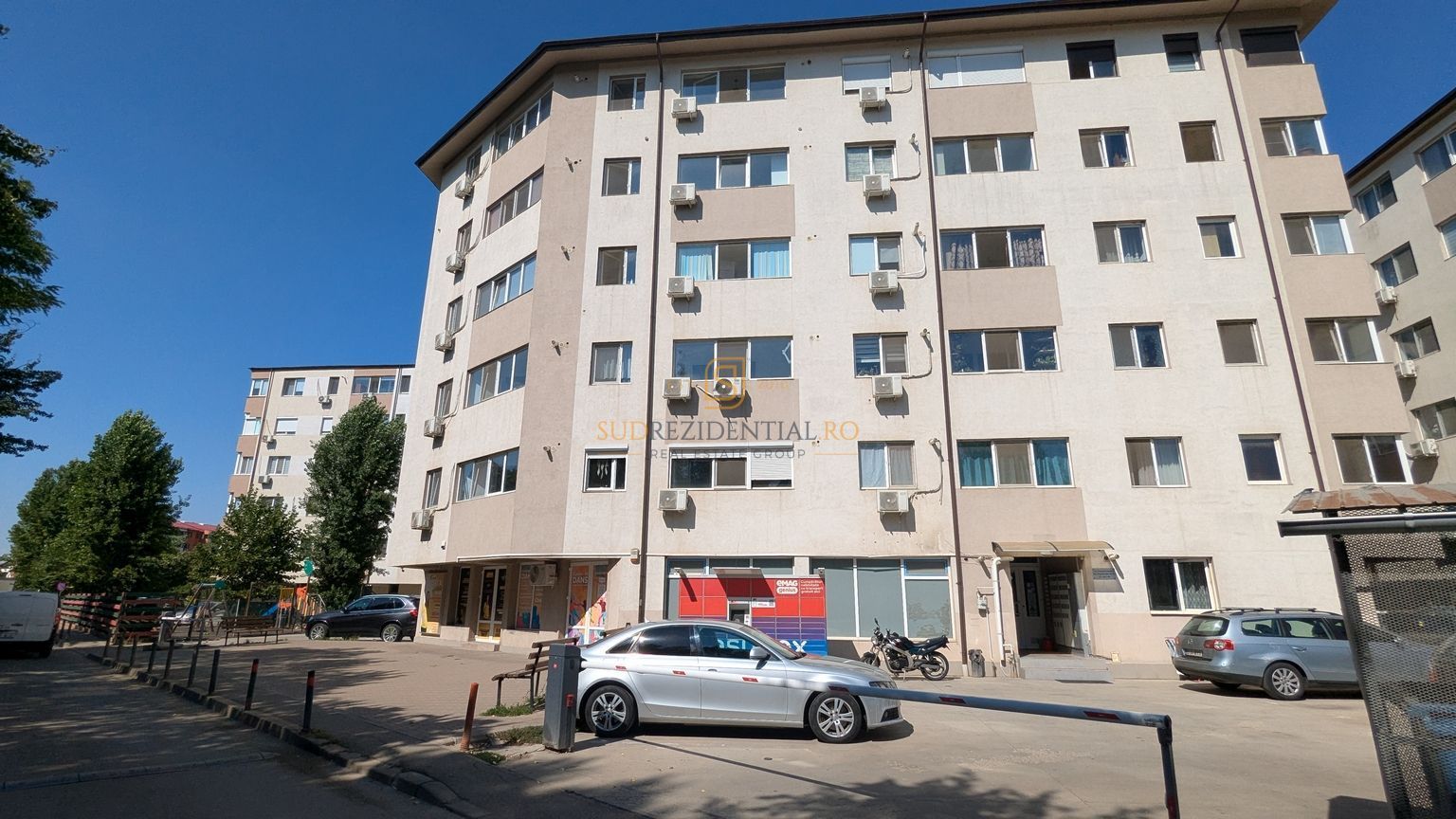 Apartament cu 2 camere, semidecomandat, metrou Berceni, Comision 0% - Poză 13