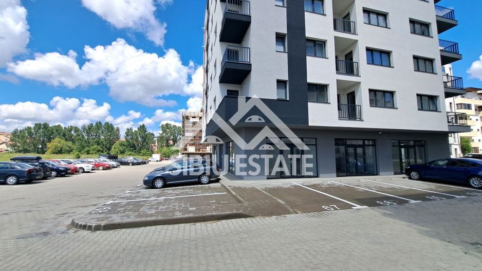 Apartament 4 camere, 2 bai bloc nou cu lift si parcare - Poză 15