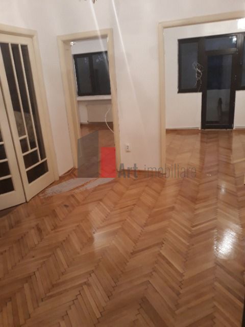 Apartament 4 camere  - Blv. Carol I - Poză 1